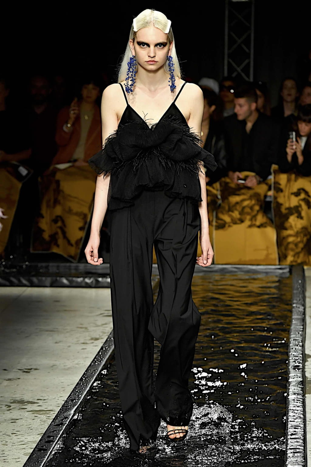 Fashion Week Milan Spring/Summer 2020 look 3 de la collection Act n°1 womenswear