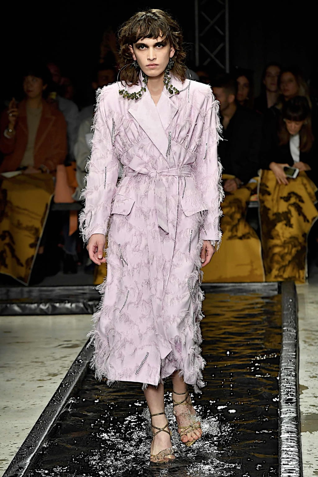 Fashion Week Milan Spring/Summer 2020 look 4 de la collection Act n°1 womenswear