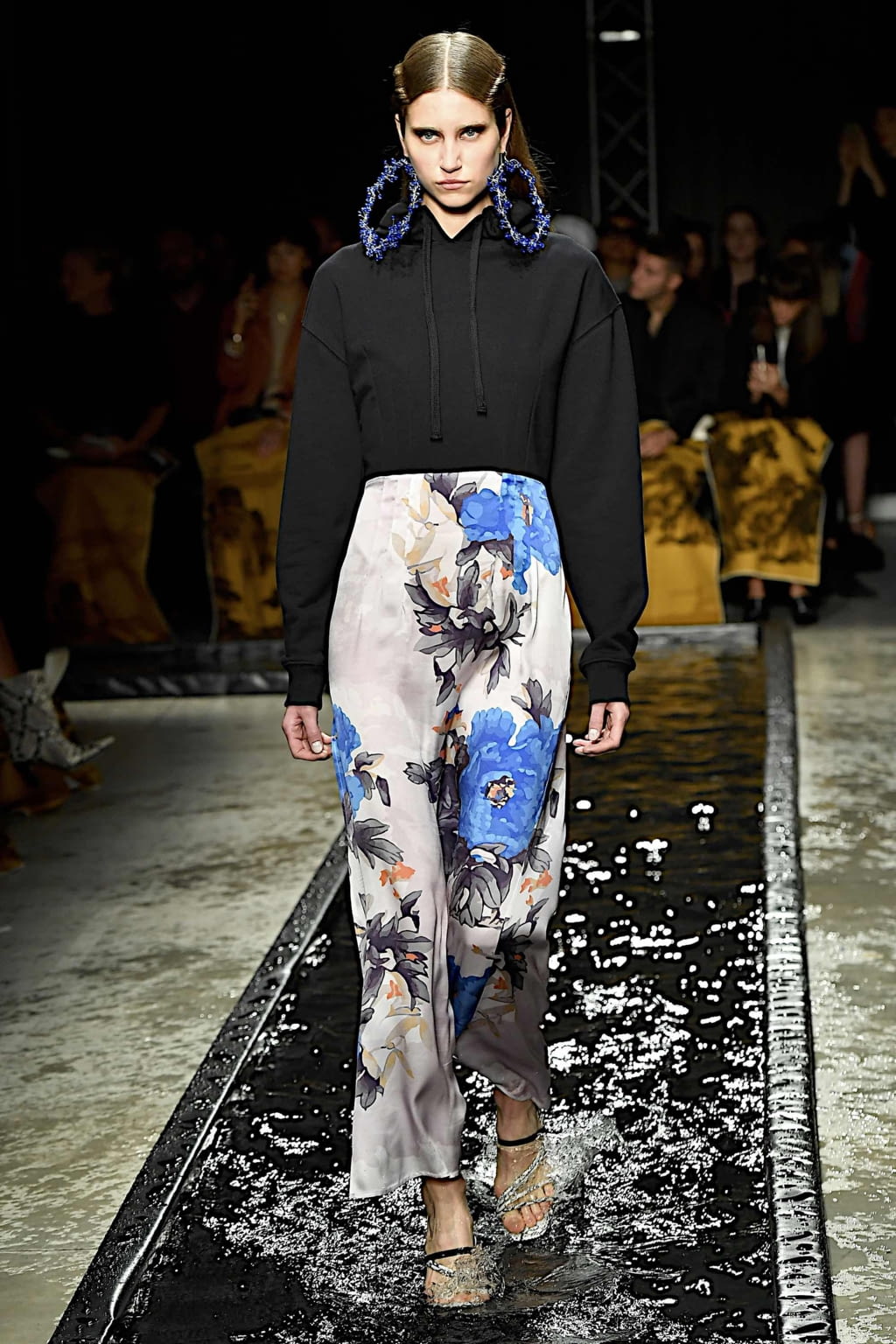 Fashion Week Milan Spring/Summer 2020 look 18 de la collection Act n°1 womenswear