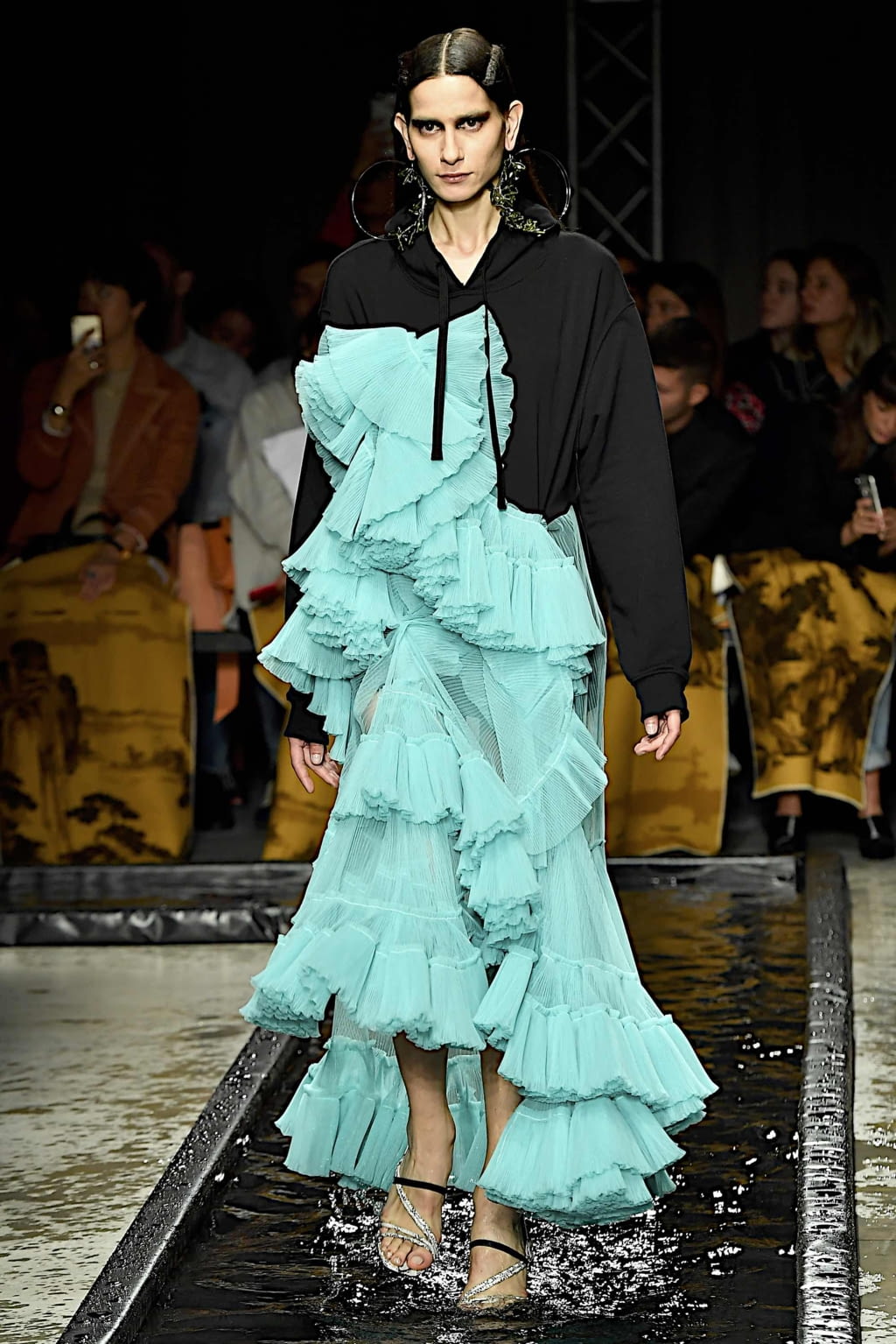 Fashion Week Milan Spring/Summer 2020 look 36 de la collection Act n°1 womenswear