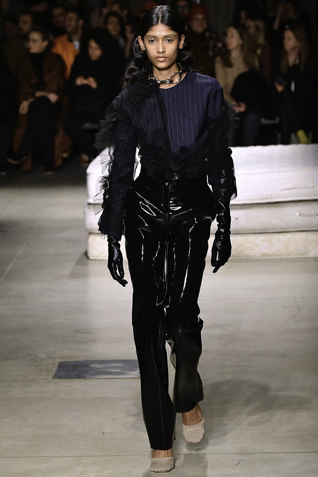Fashion Week Milan Fall/Winter 2019 look 2 from the Act n°1 collection 女装