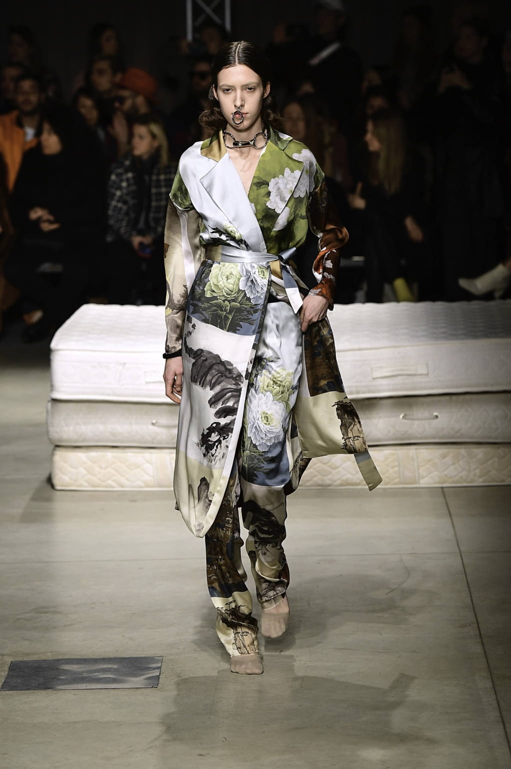 Fashion Week Milan Fall/Winter 2019 look 26 de la collection Act n°1 womenswear