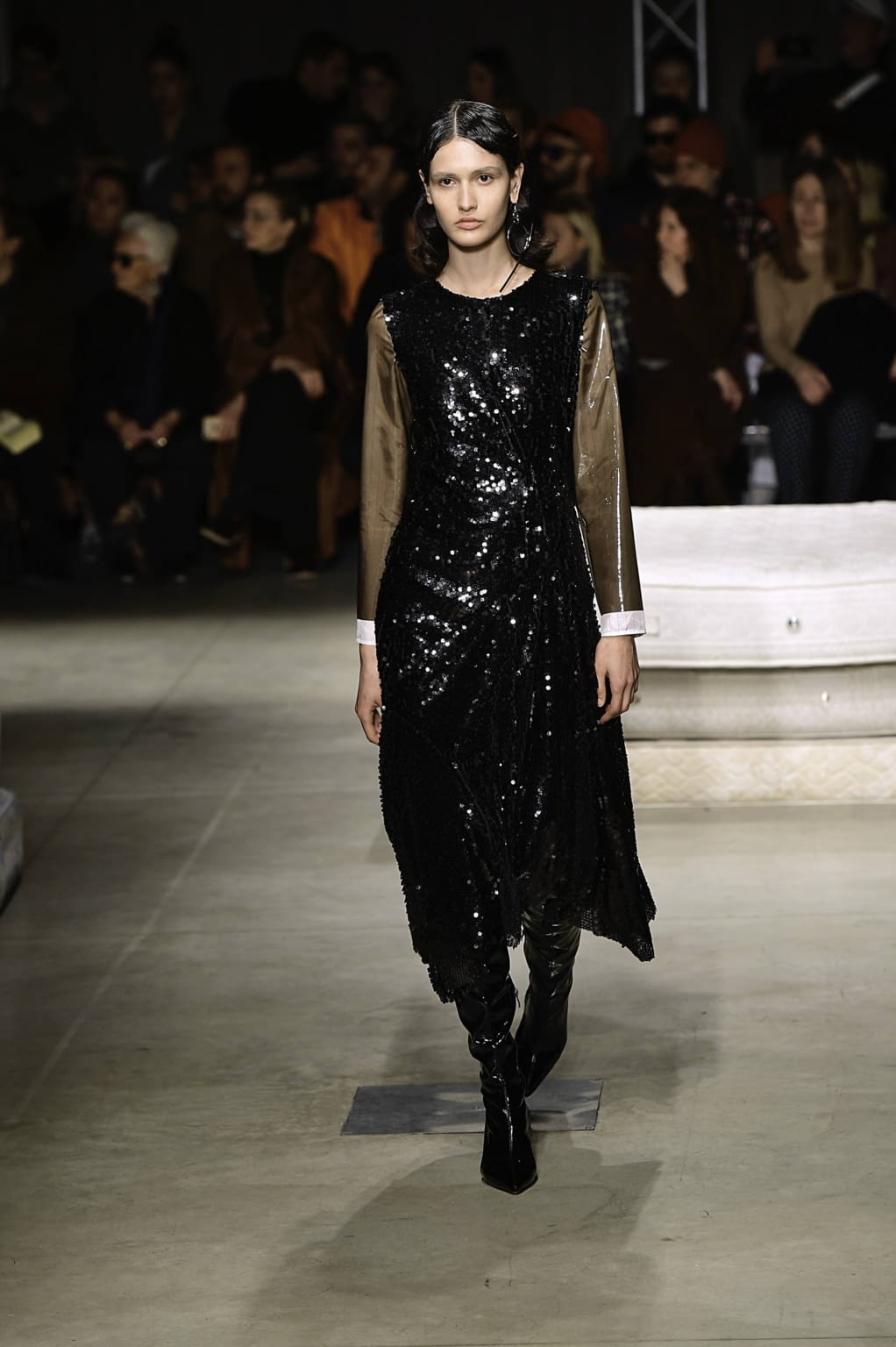 Fashion Week Milan Fall/Winter 2019 look 31 de la collection Act n°1 womenswear