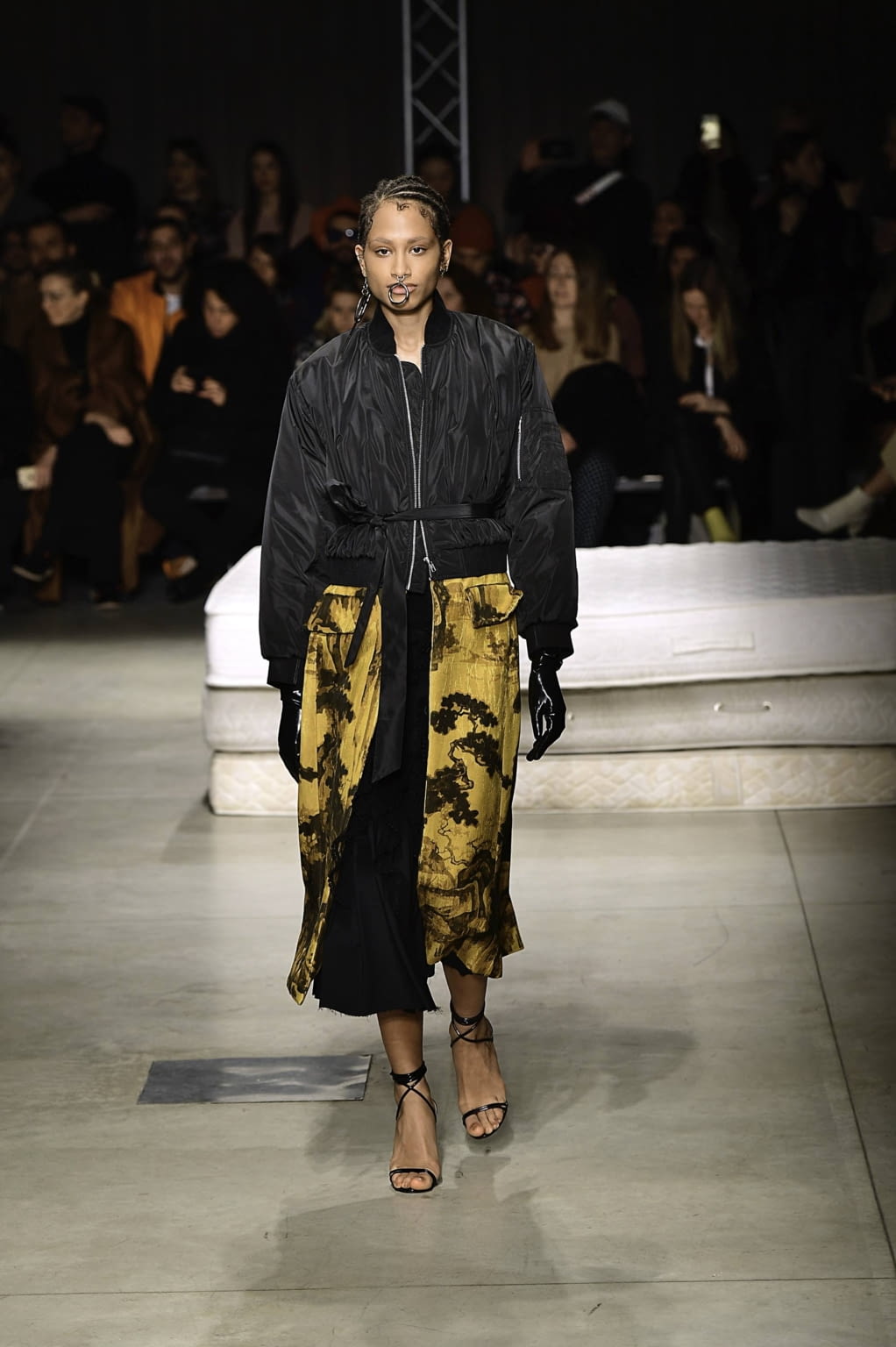 Fashion Week Milan Fall/Winter 2019 look 38 from the Act n°1 collection womenswear