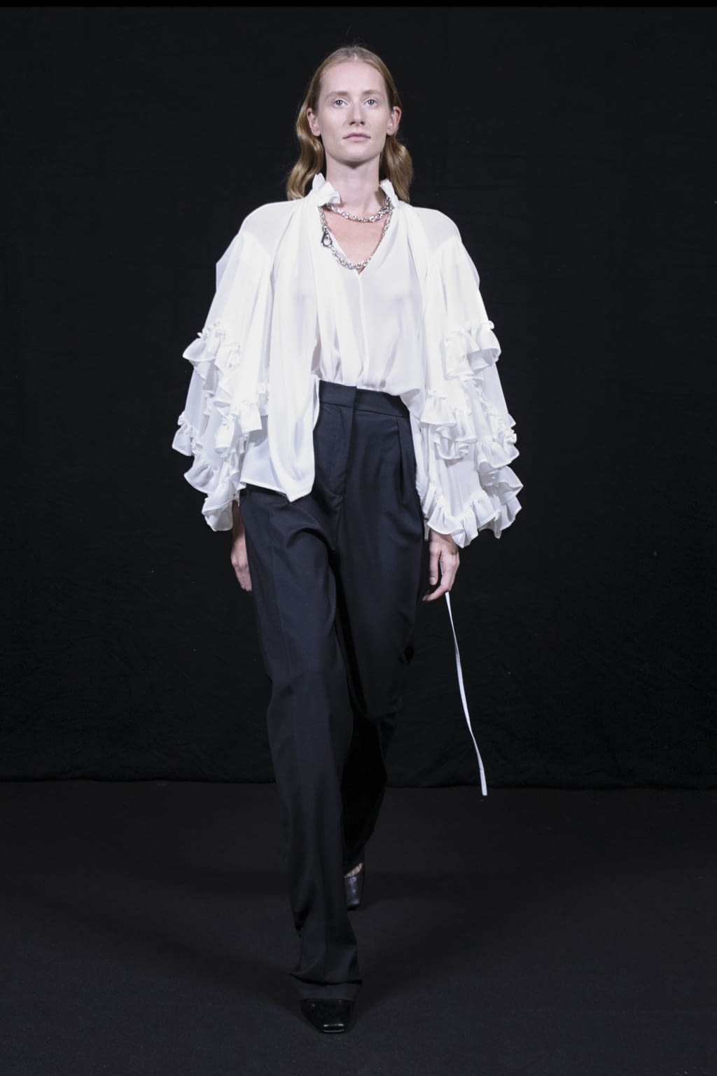 Fashion Week Milan Spring/Summer 2021 look 7 de la collection Act n°1 womenswear