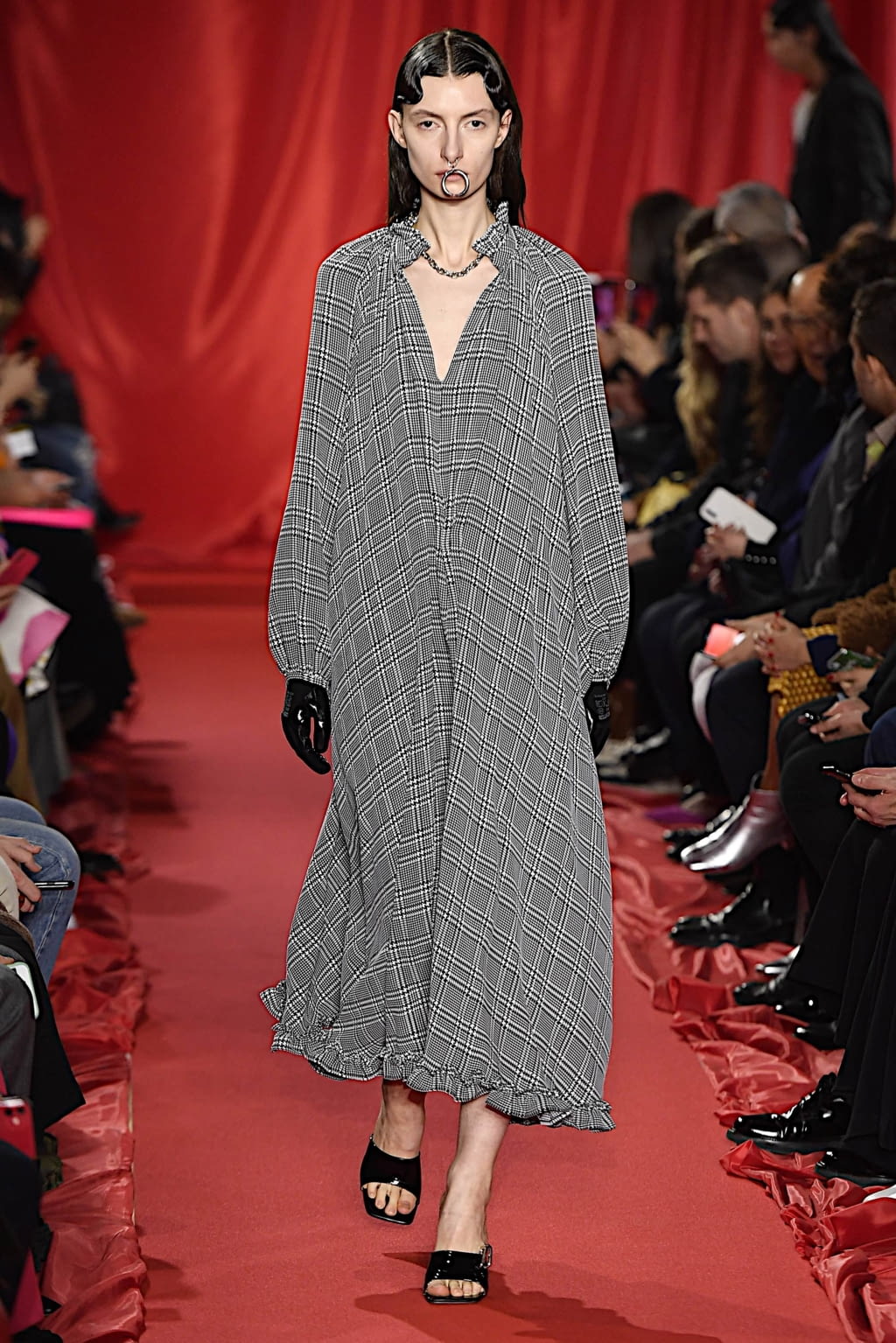 Fashion Week Milan Fall/Winter 2020 look 8 from the Act n°1 collection womenswear