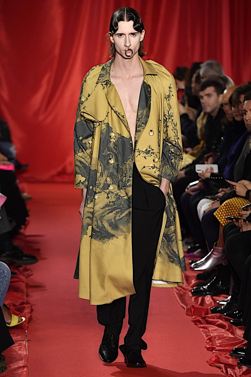 Fashion Week Milan Fall/Winter 2020 look 14 de la collection Act n°1 womenswear