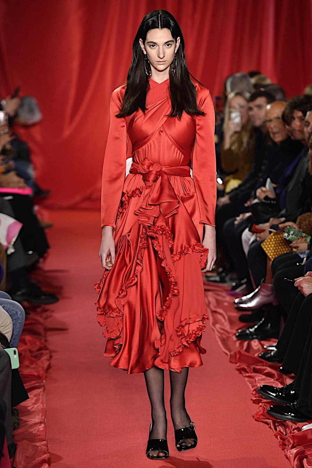 Fashion Week Milan Fall/Winter 2020 look 35 de la collection Act n°1 womenswear