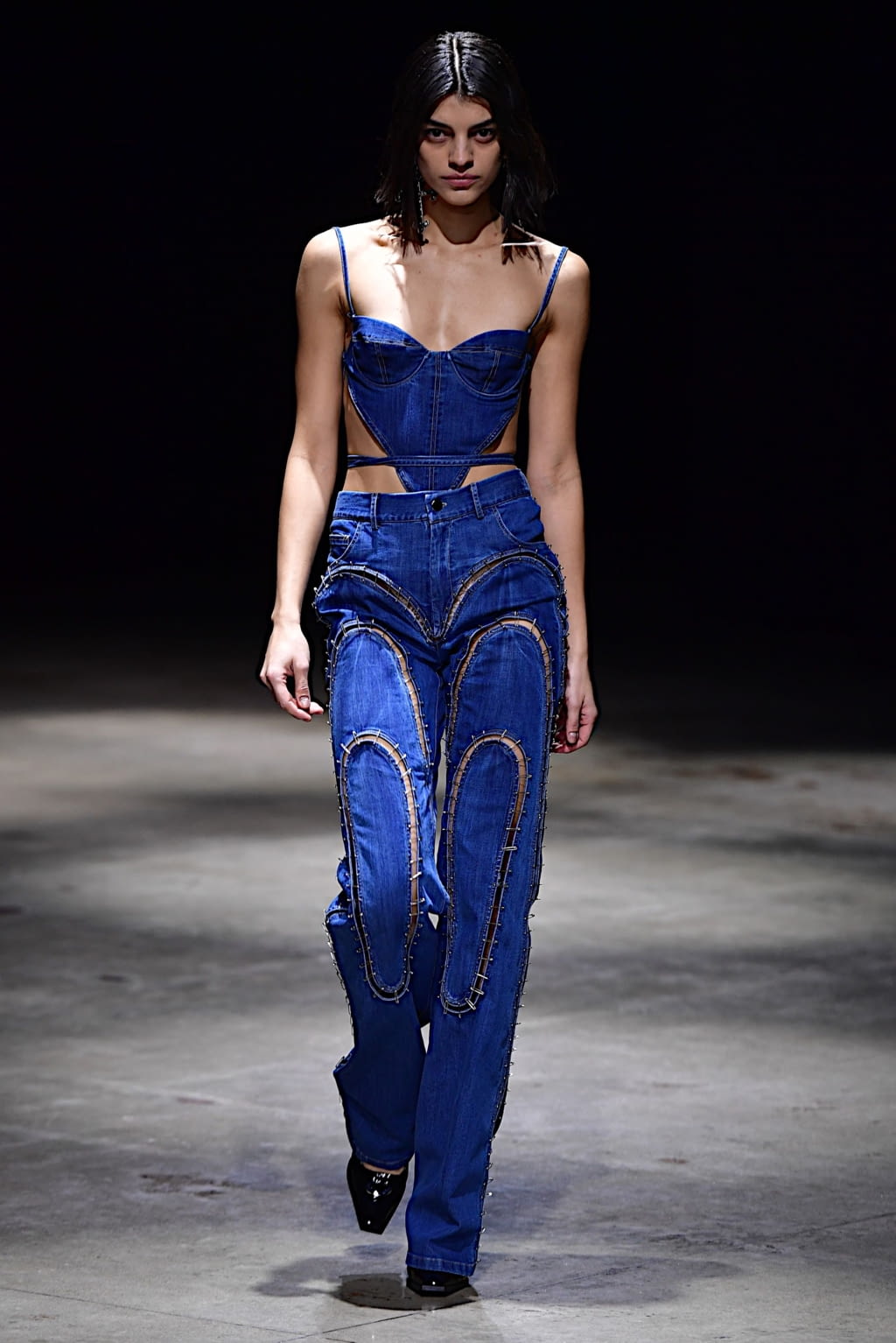 Fashion Week Milan Fall/Winter 2022 look 4 de la collection Act n°1 womenswear