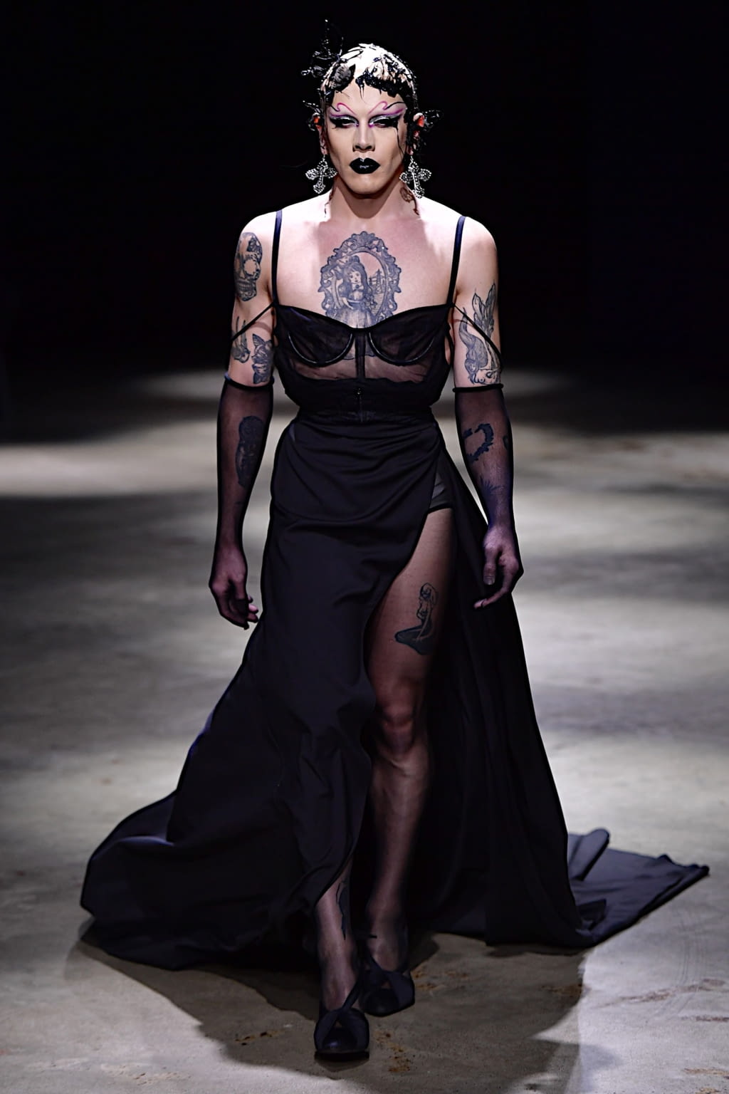 Fashion Week Milan Fall/Winter 2022 look 33 de la collection Act n°1 womenswear