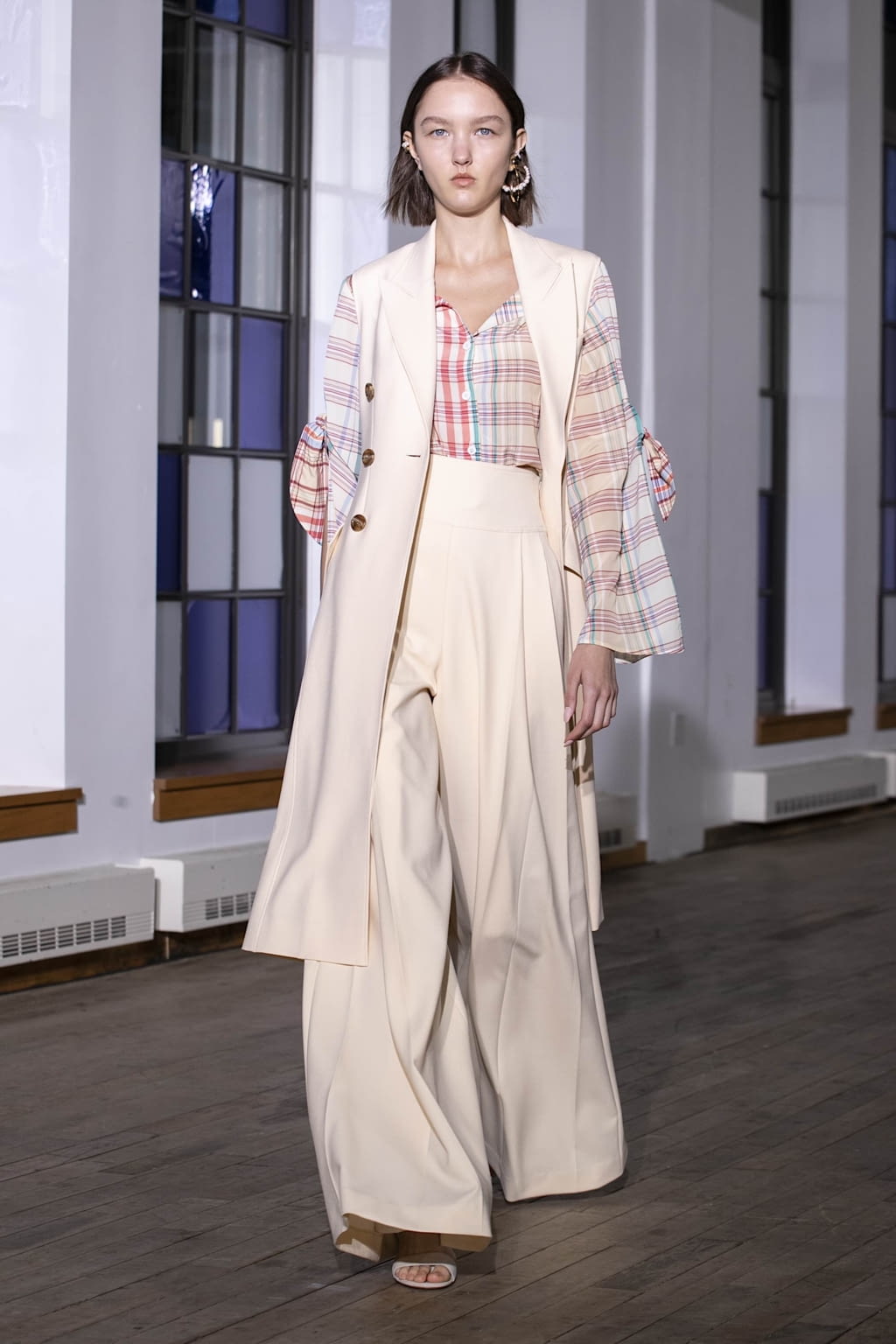 Fashion Week New York Spring/Summer 2020 look 17 from the Adeam collection 女装