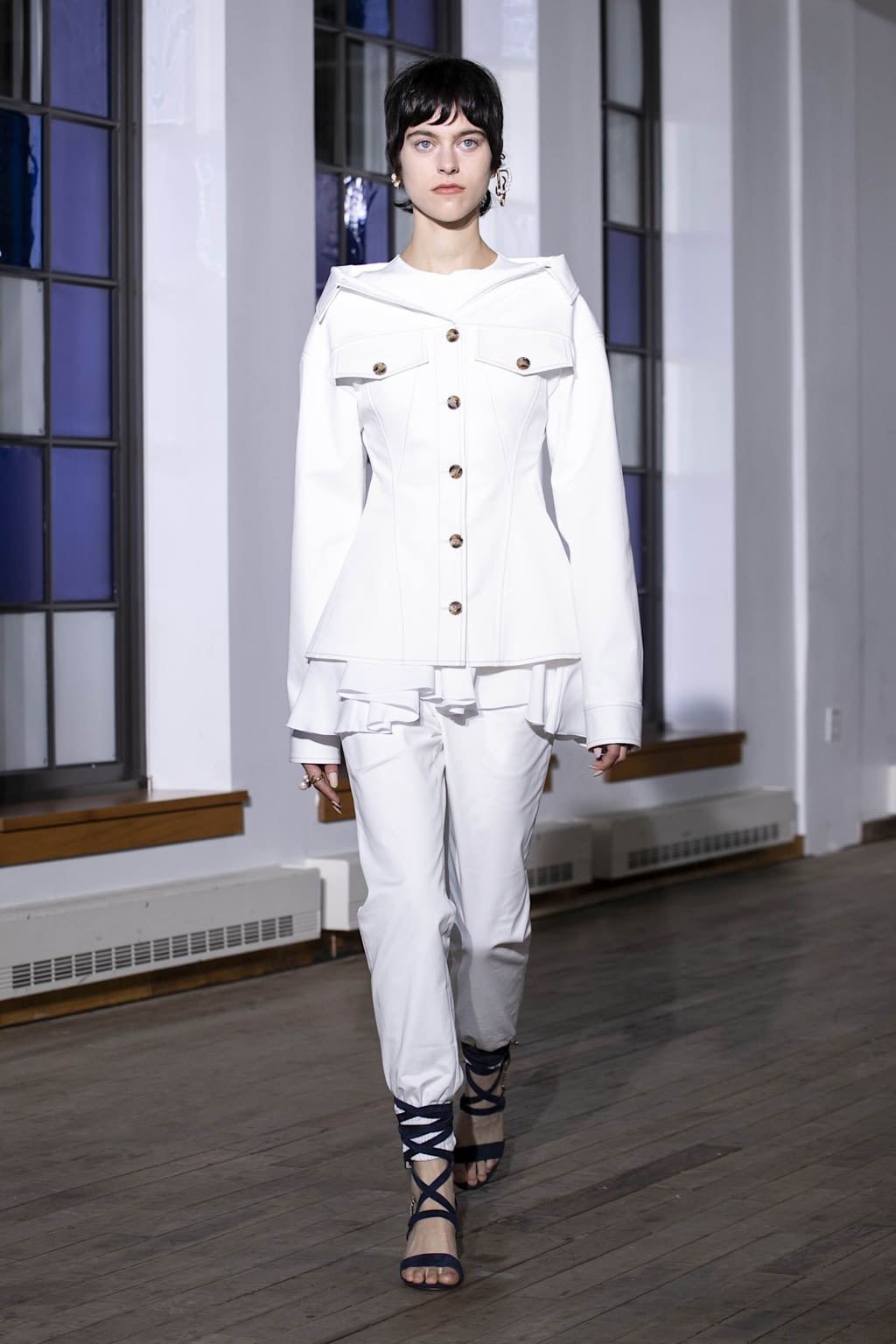 Fashion Week New York Spring/Summer 2020 look 32 from the Adeam collection 女装