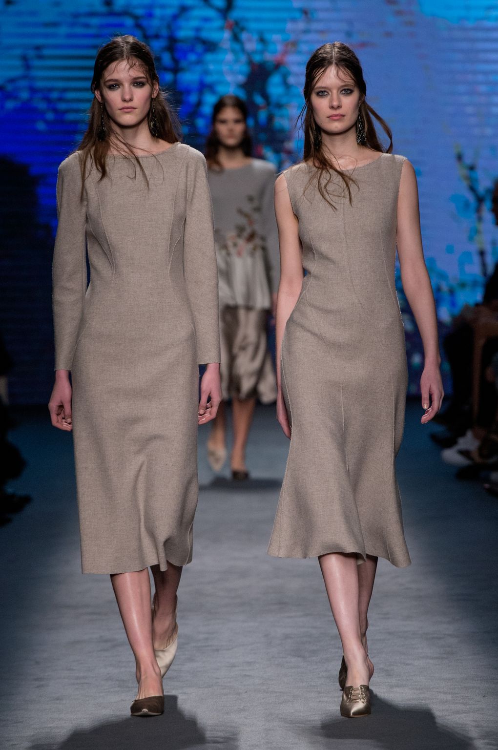 Fashion Week Milan Fall/Winter 2016 look 26 de la collection Alberta Ferretti womenswear