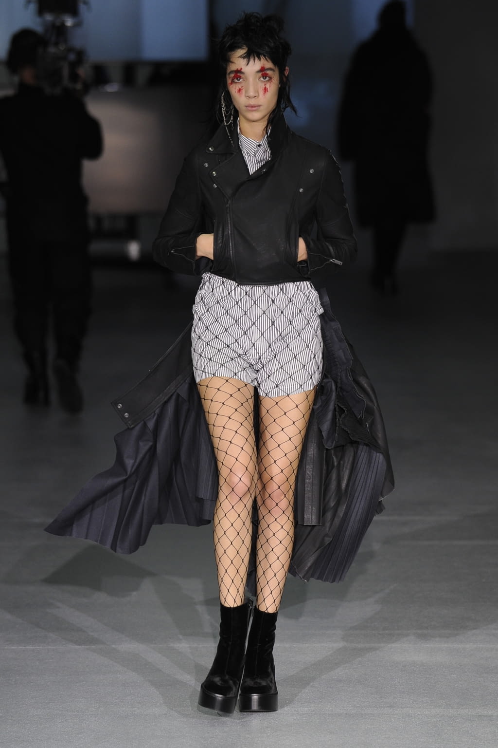 Fashion Week Paris Fall/Winter 2016 look 3 from the AF Vandevorst collection womenswear