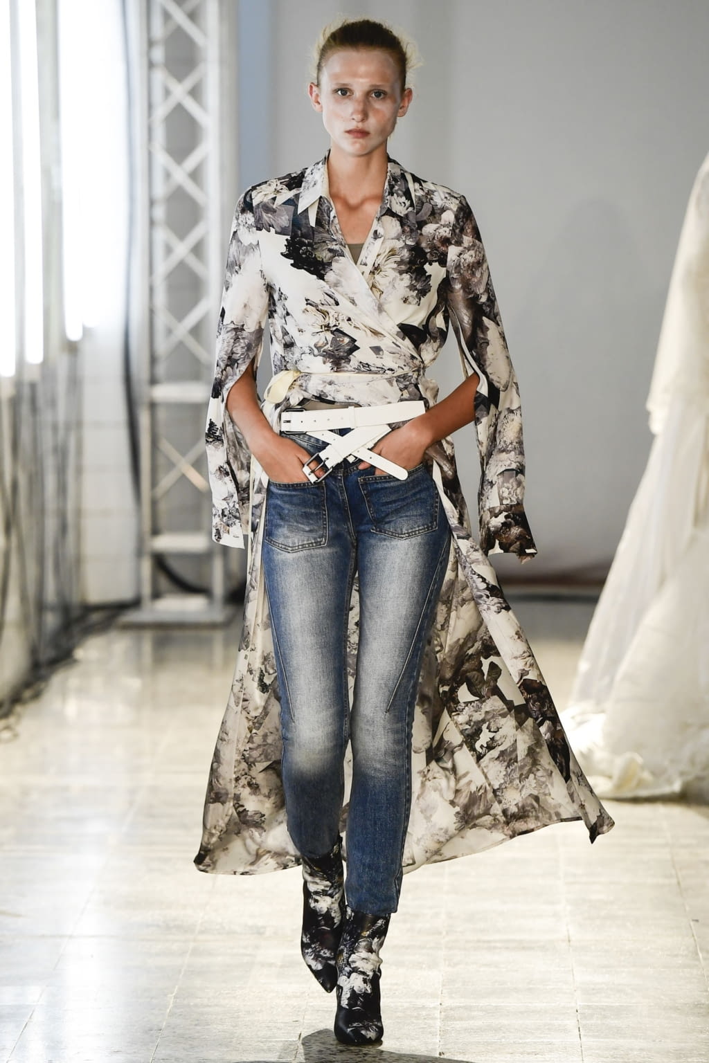 Fashion Week Milan Spring/Summer 2019 look 18 from the AF Vandevorst collection womenswear