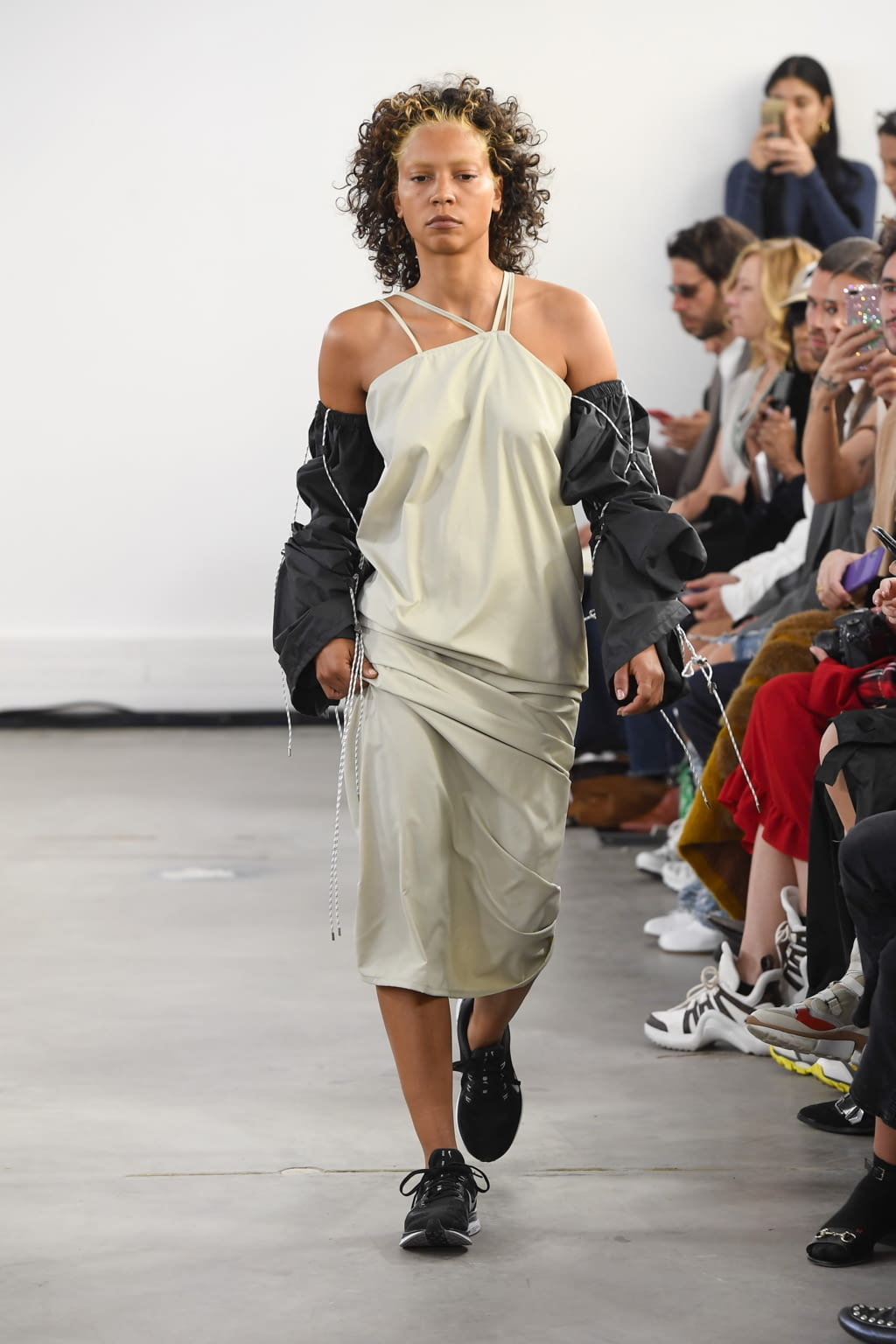 Fashion Week Paris Spring/Summer 2019 look 15 from the Afterhomework collection womenswear