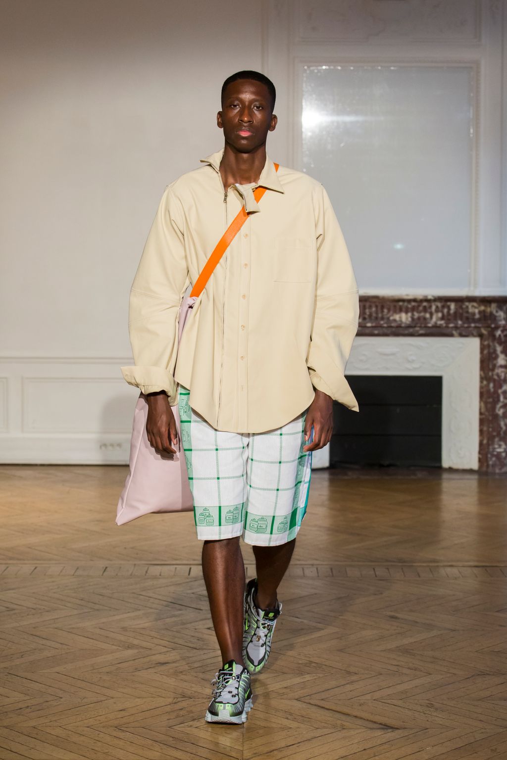 Fashion Week Paris Spring/Summer 2020 look 9 from the Afterhomework collection womenswear