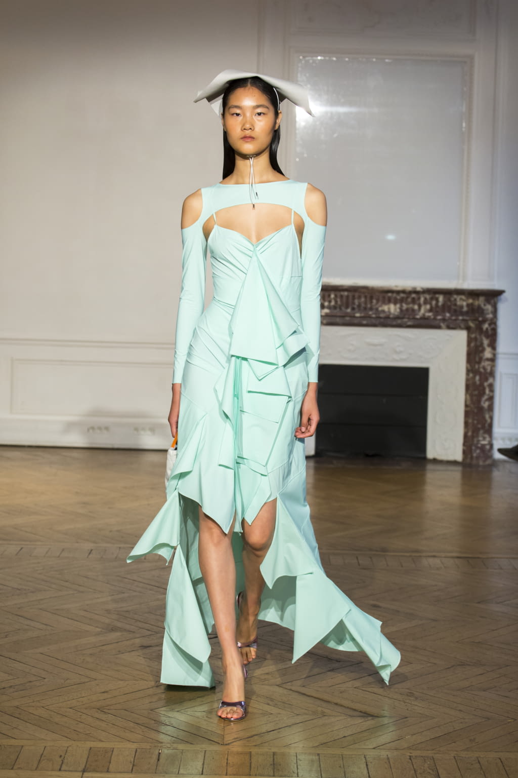 Fashion Week Paris Spring/Summer 2020 look 13 from the Afterhomework collection 女装