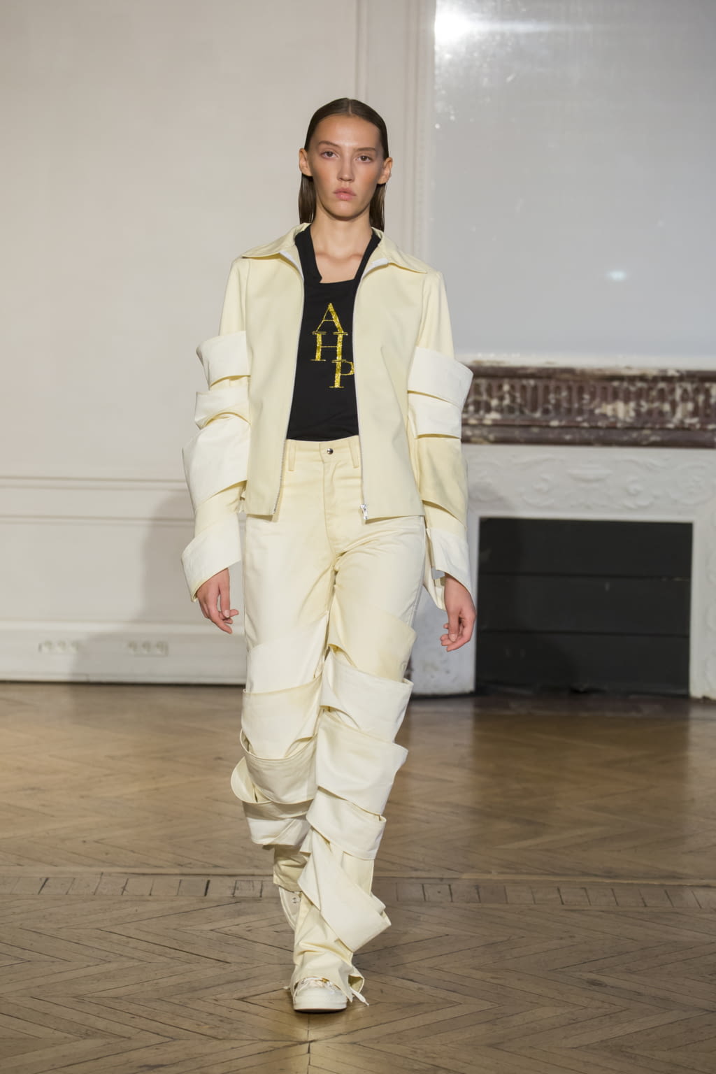 Fashion Week Paris Spring/Summer 2020 look 20 from the Afterhomework collection womenswear