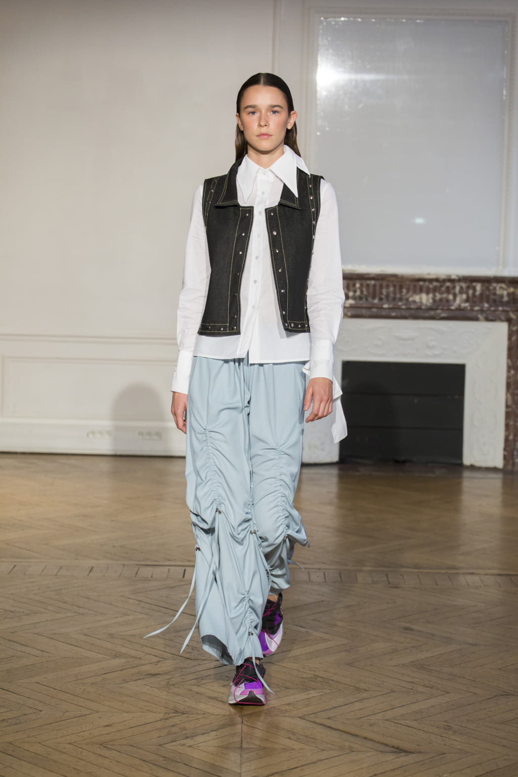 Fashion Week Paris Spring/Summer 2020 look 21 from the Afterhomework collection 女装