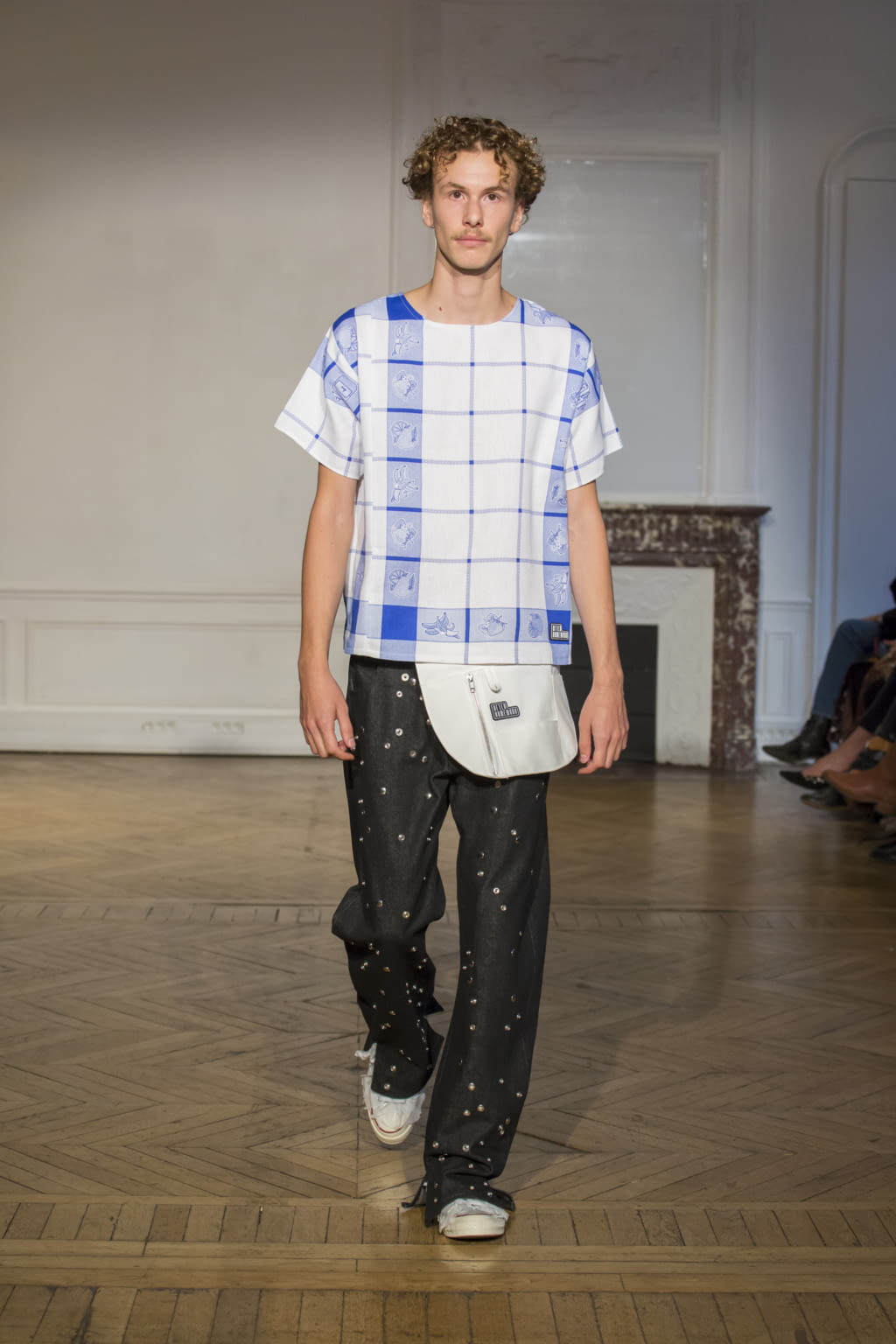 Fashion Week Paris Spring/Summer 2020 look 24 from the Afterhomework collection 女装