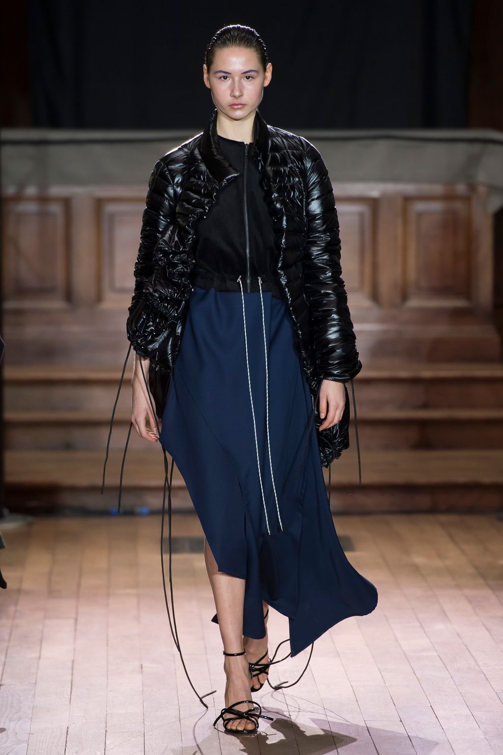Fashion Week Paris Fall/Winter 2018 look 1 de la collection Afterhomework womenswear