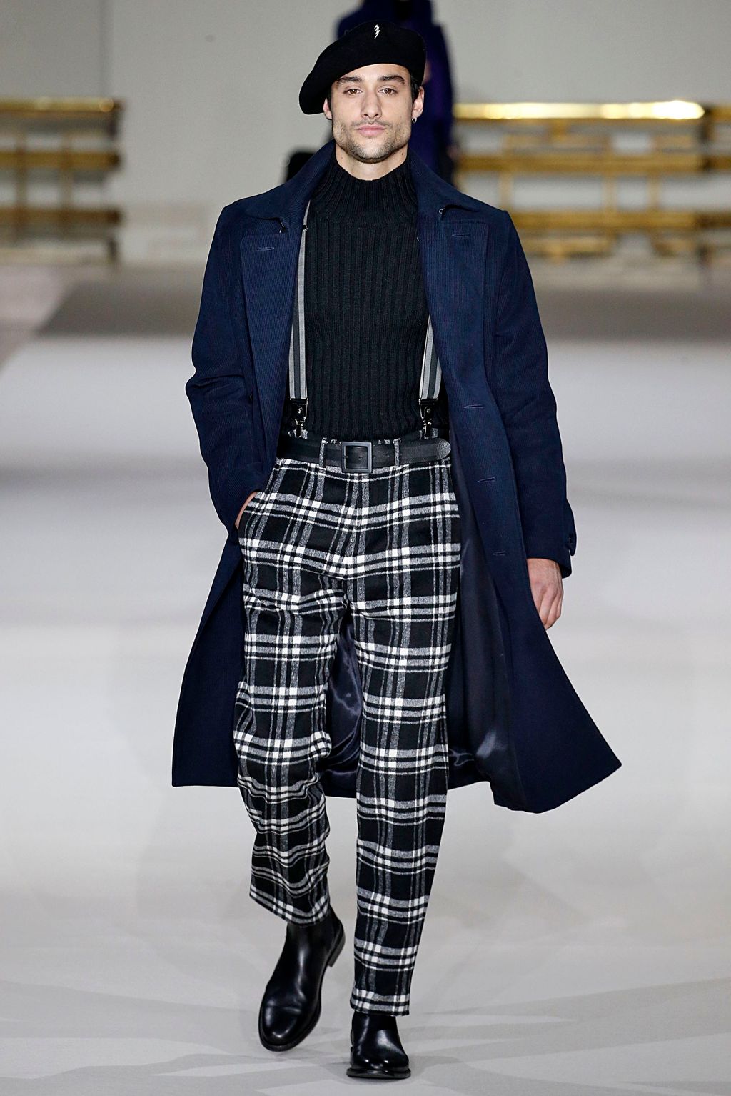 Fashion Week Paris Fall/Winter 2019 look 19 from the Agnès B collection womenswear
