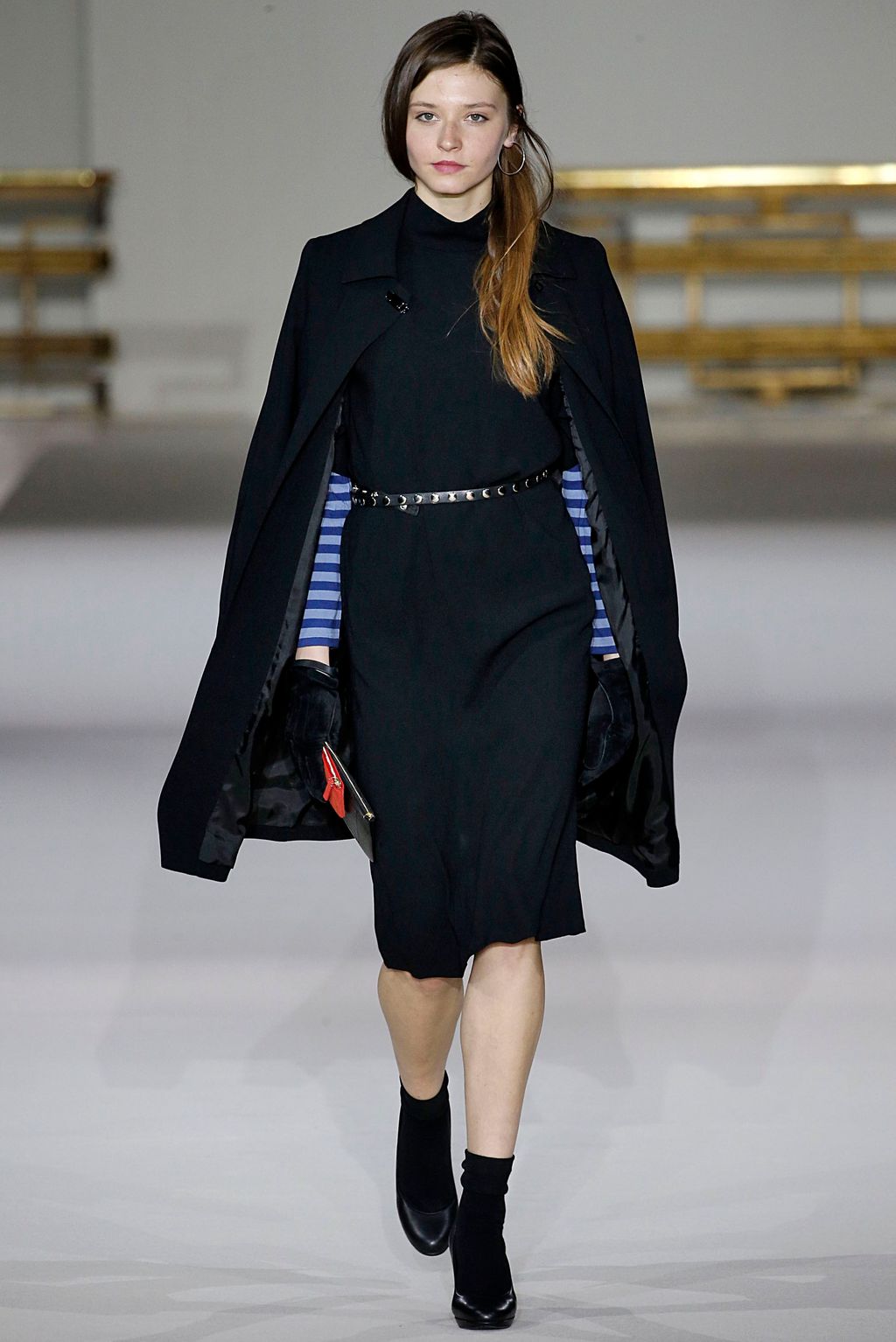 Fashion Week Paris Fall/Winter 2019 look 53 from the Agnès B collection 女装