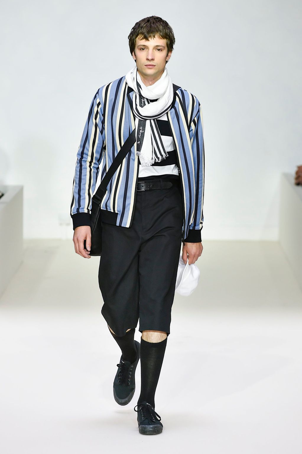 Fashion Week Paris Spring/Summer 2019 look 15 from the Agnès B collection menswear