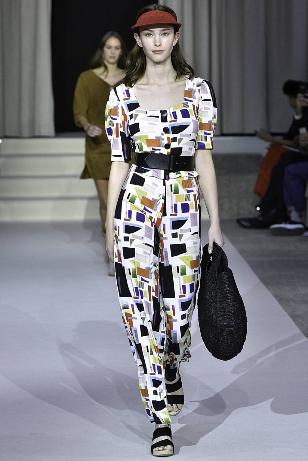 Fashion Week Paris Spring/Summer 2019 look 11 de la collection Agnès B womenswear