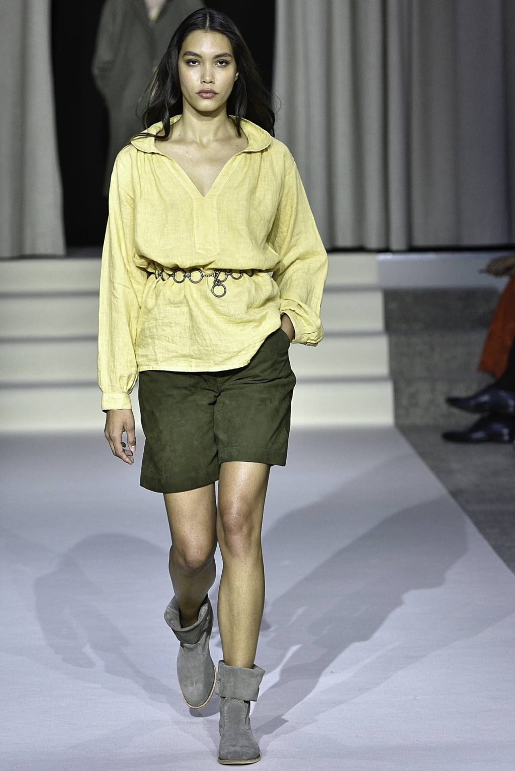 Fashion Week Paris Spring/Summer 2019 look 14 from the Agnès B collection womenswear