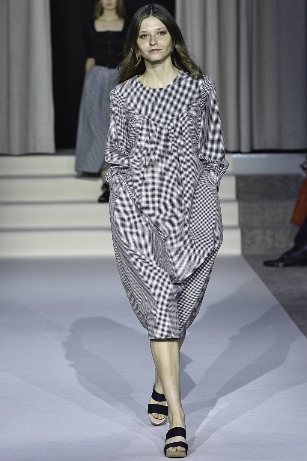 Fashion Week Paris Spring/Summer 2019 look 18 de la collection Agnès B womenswear