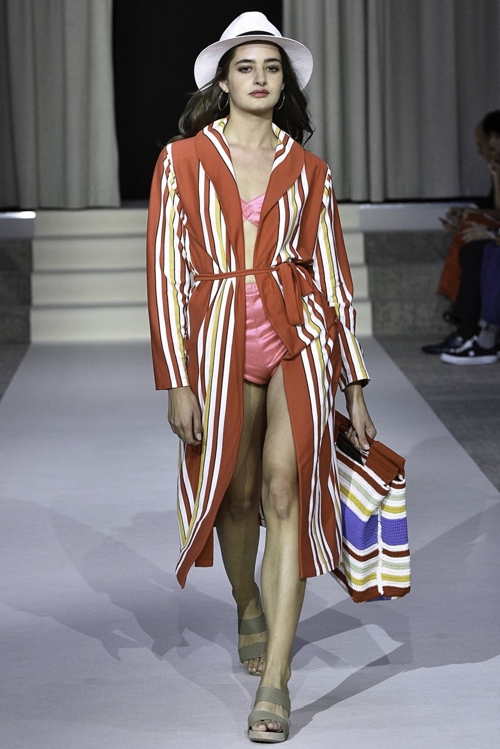 Fashion Week Paris Spring/Summer 2019 look 41 from the Agnès B collection womenswear