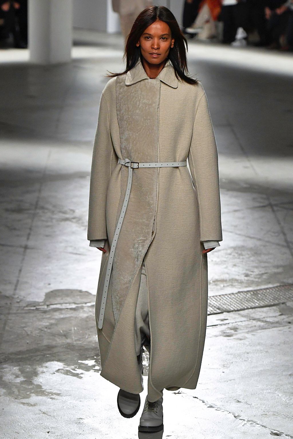 Fashion Week Milan Fall/Winter 2019 look 1 from the Agnona collection womenswear