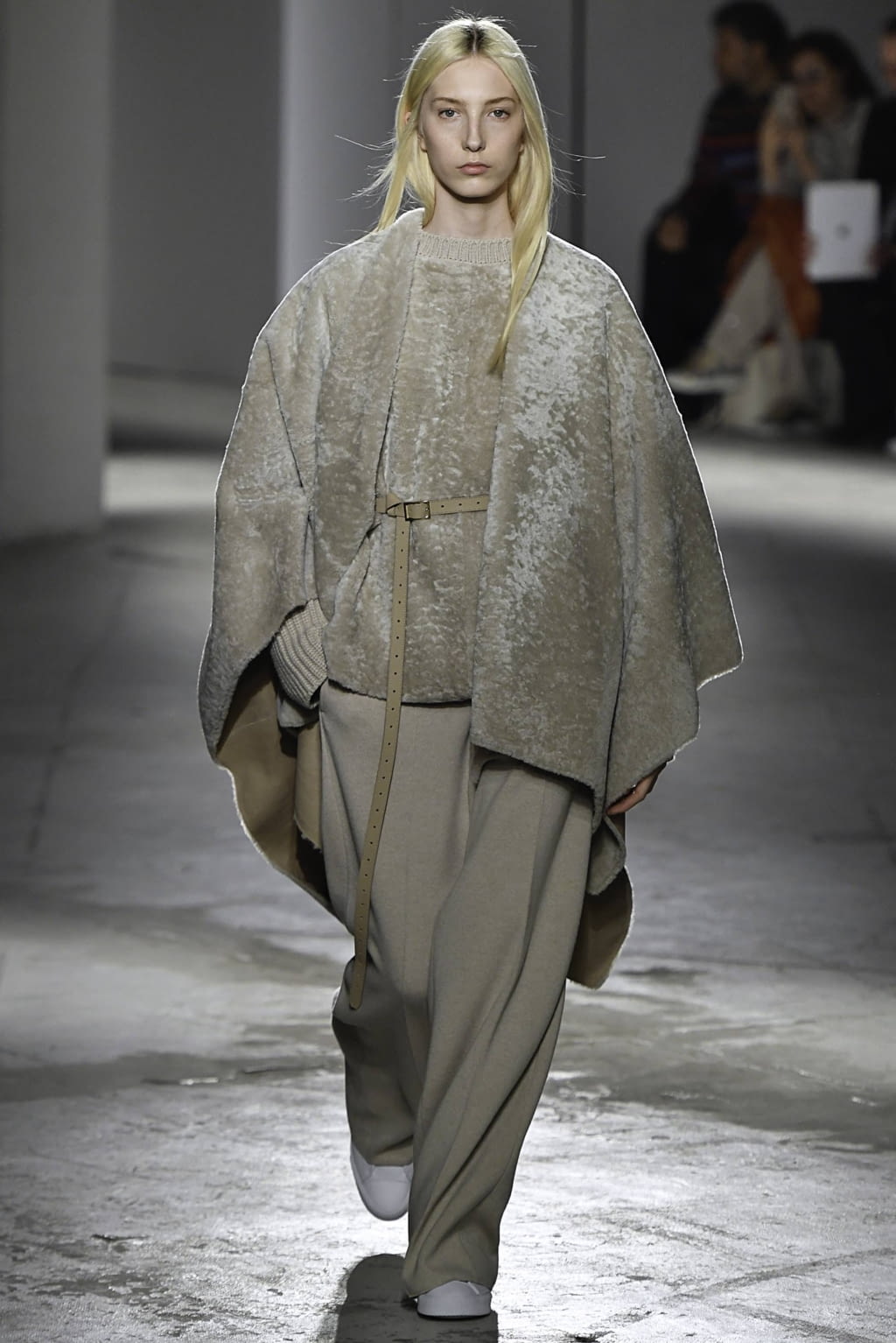 Fashion Week Milan Fall/Winter 2019 look 7 from the Agnona collection womenswear