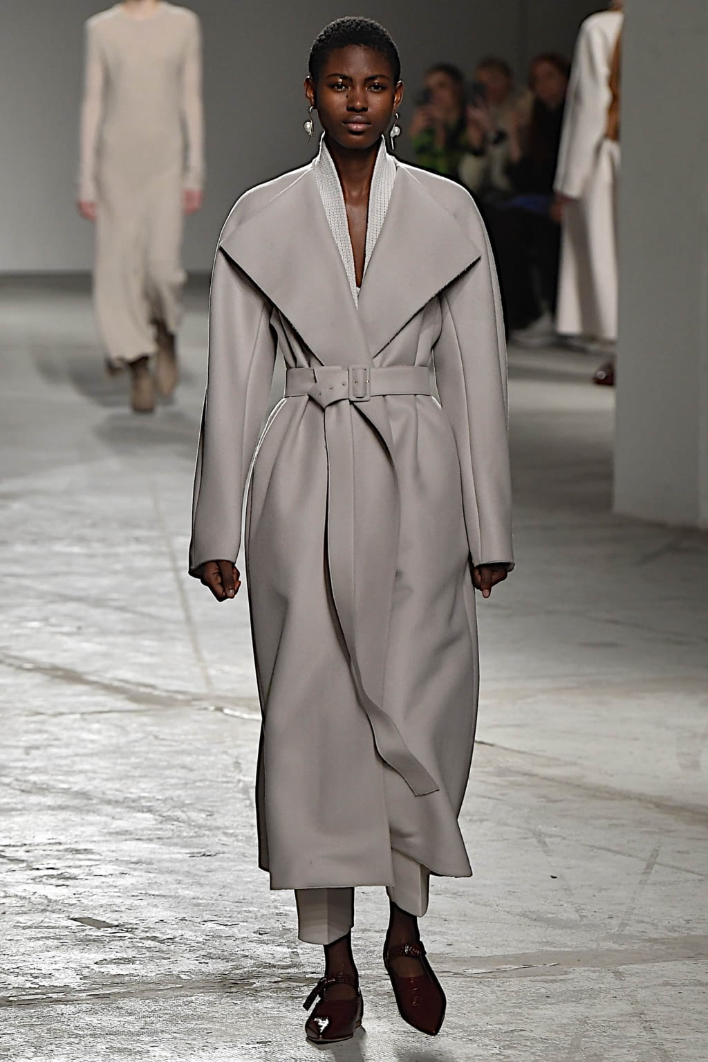 Fashion Week Milan Fall/Winter 2020 look 19 from the Agnona collection 女装