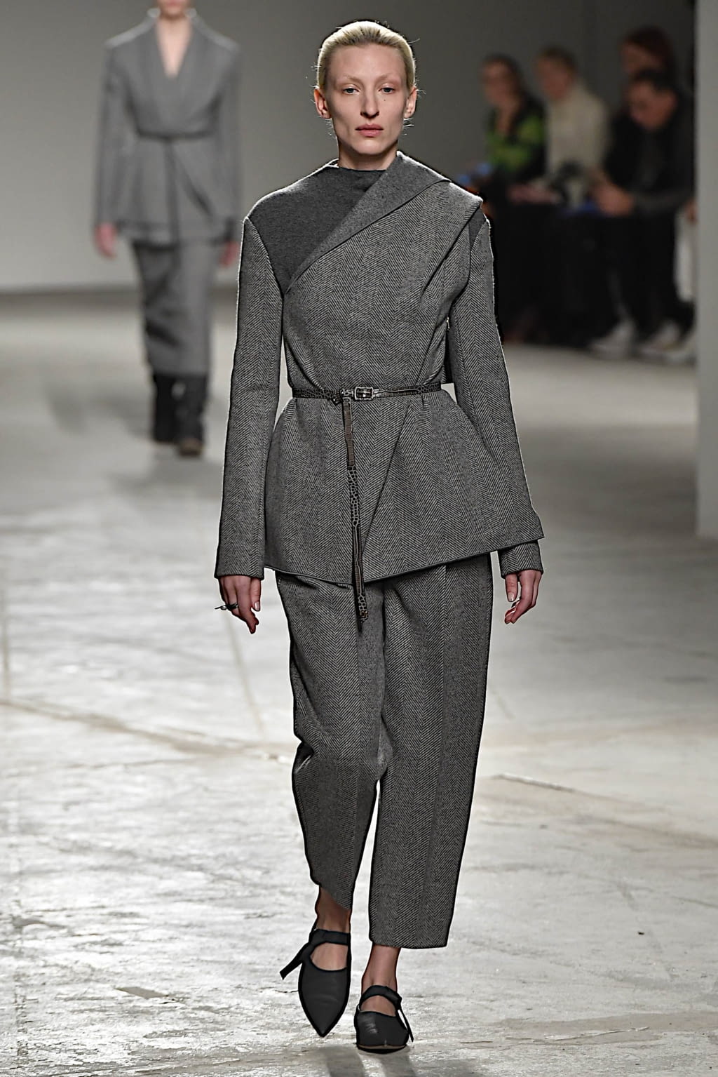 Fashion Week Milan Fall/Winter 2020 look 31 from the Agnona collection 女装