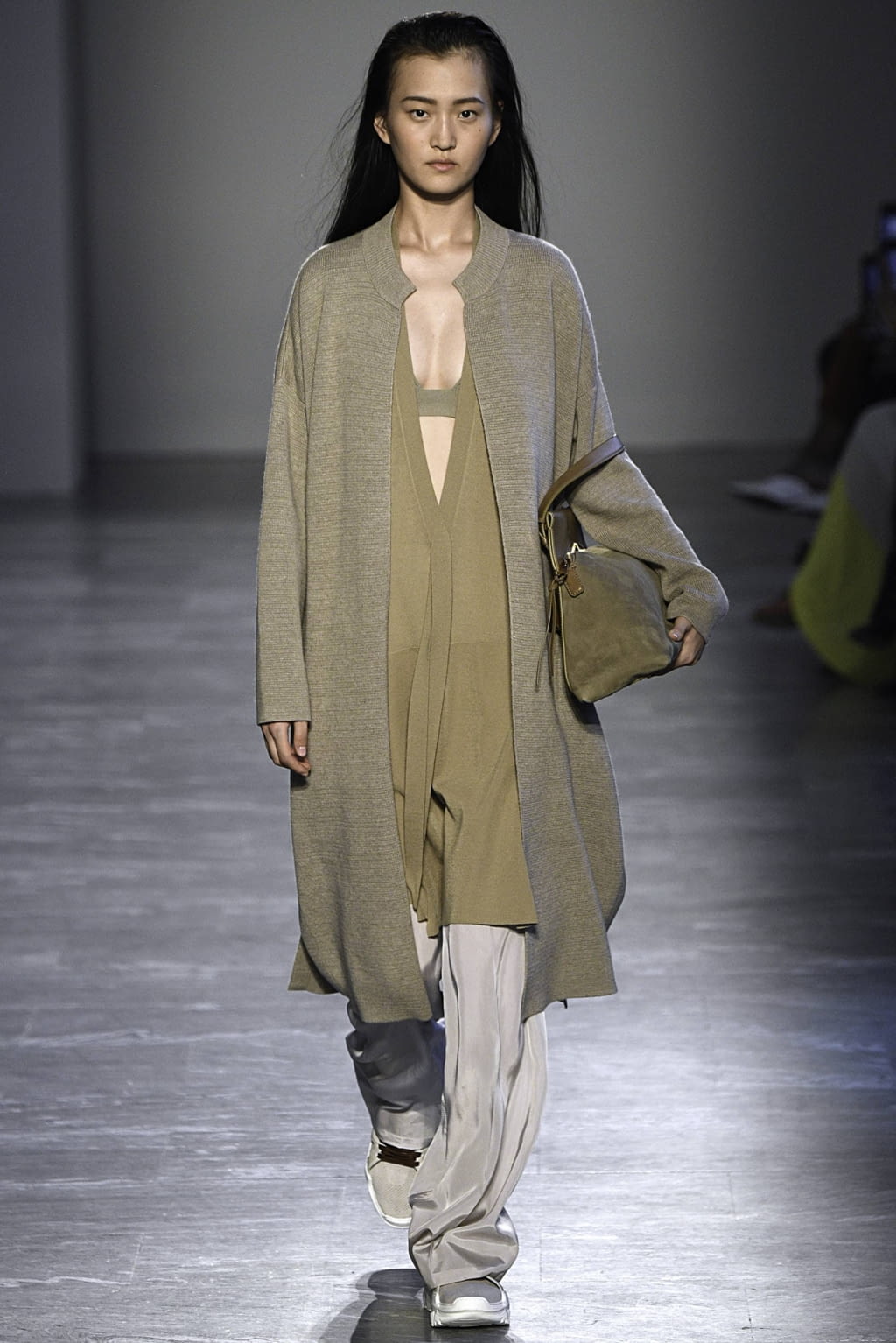 Fashion Week Milan Spring/Summer 2019 look 7 from the Agnona collection womenswear