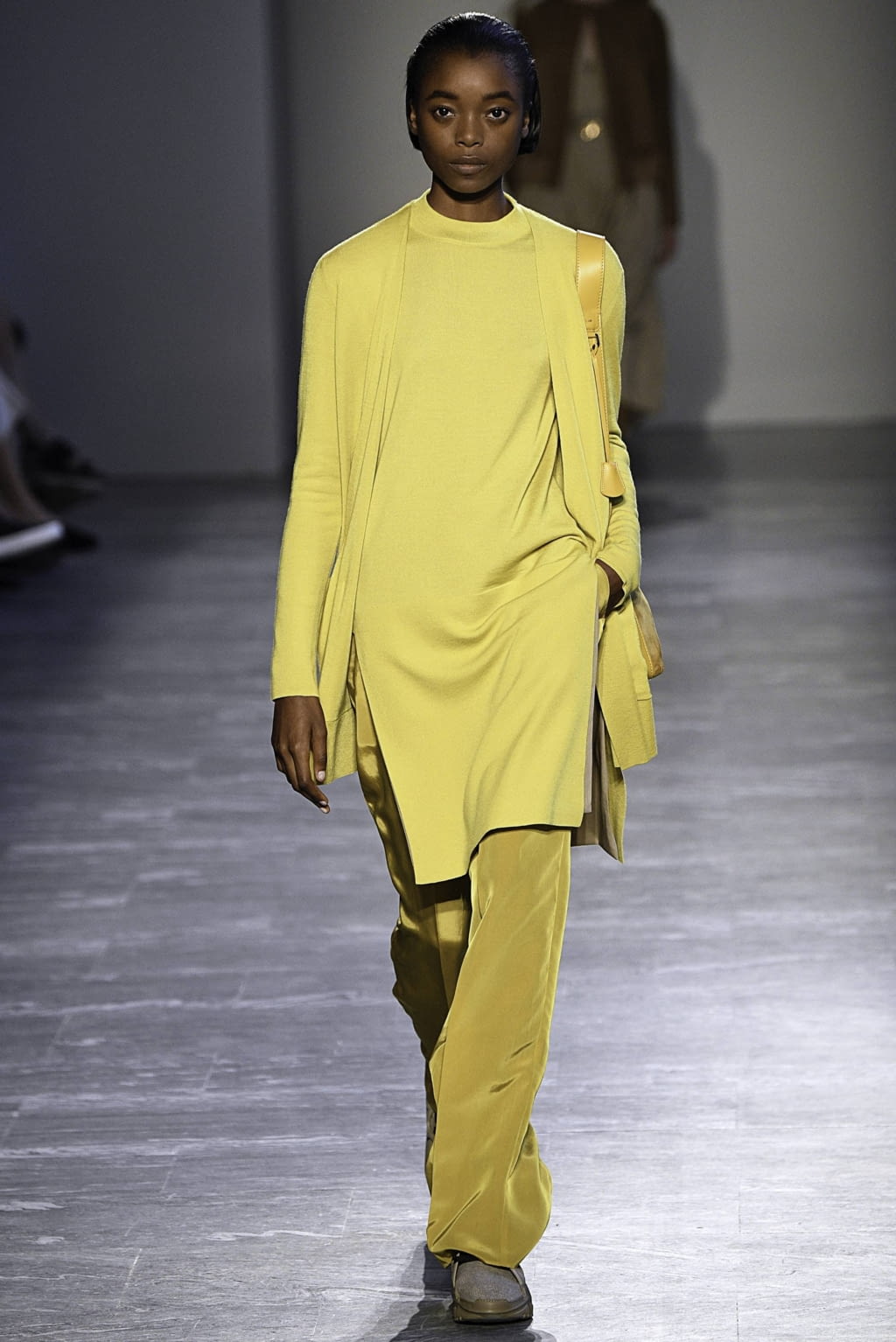 Fashion Week Milan Spring/Summer 2019 look 10 from the Agnona collection womenswear