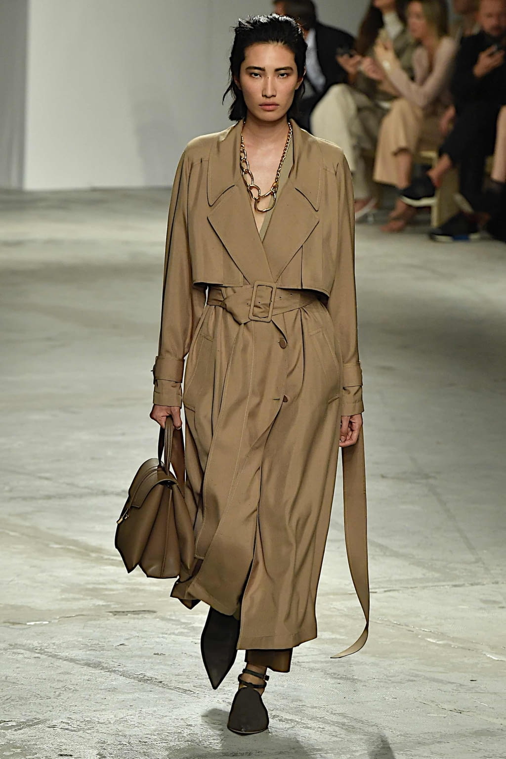 Fashion Week Milan Spring/Summer 2020 look 13 from the Agnona collection 女装