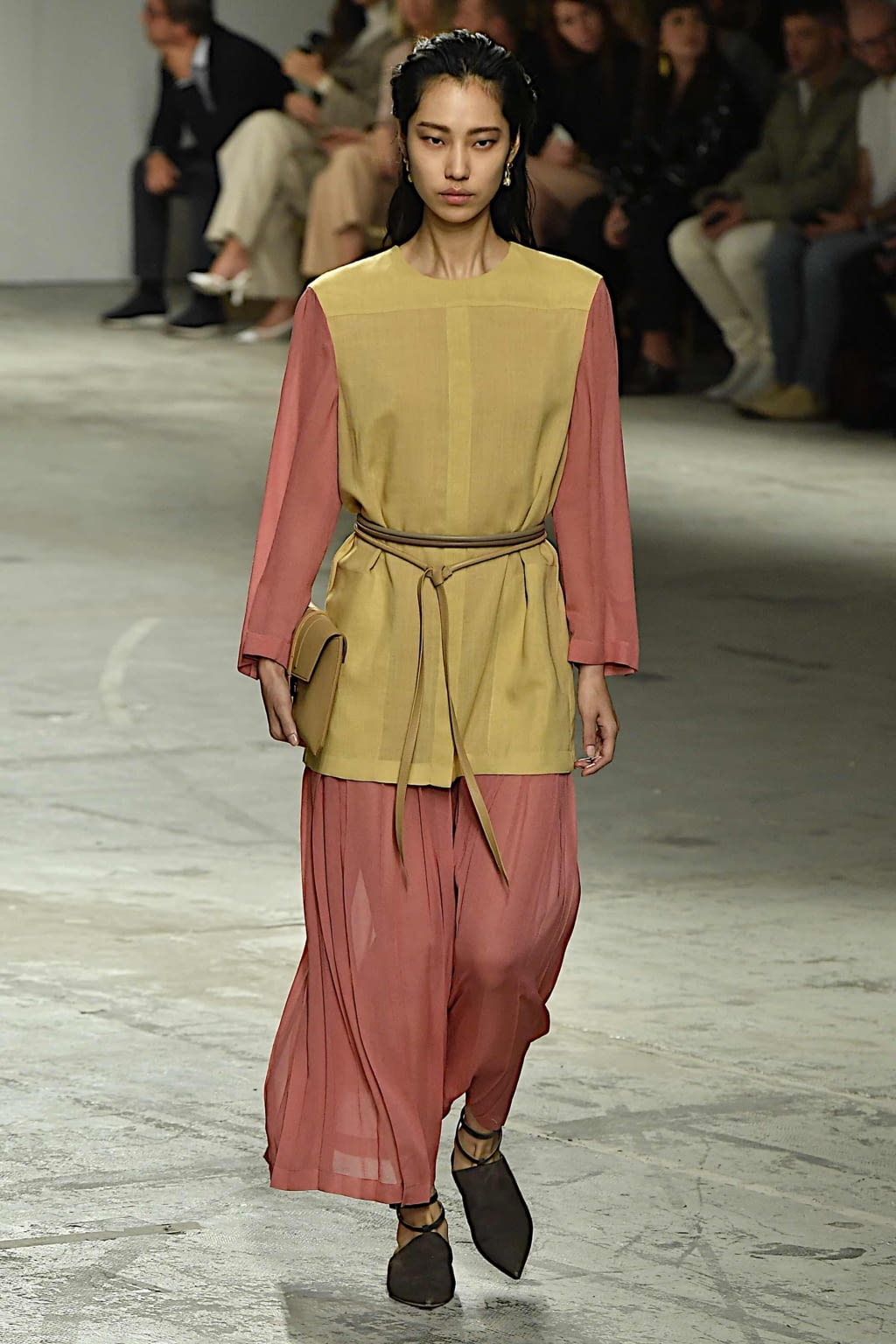 Fashion Week Milan Spring/Summer 2020 look 28 from the Agnona collection 女装