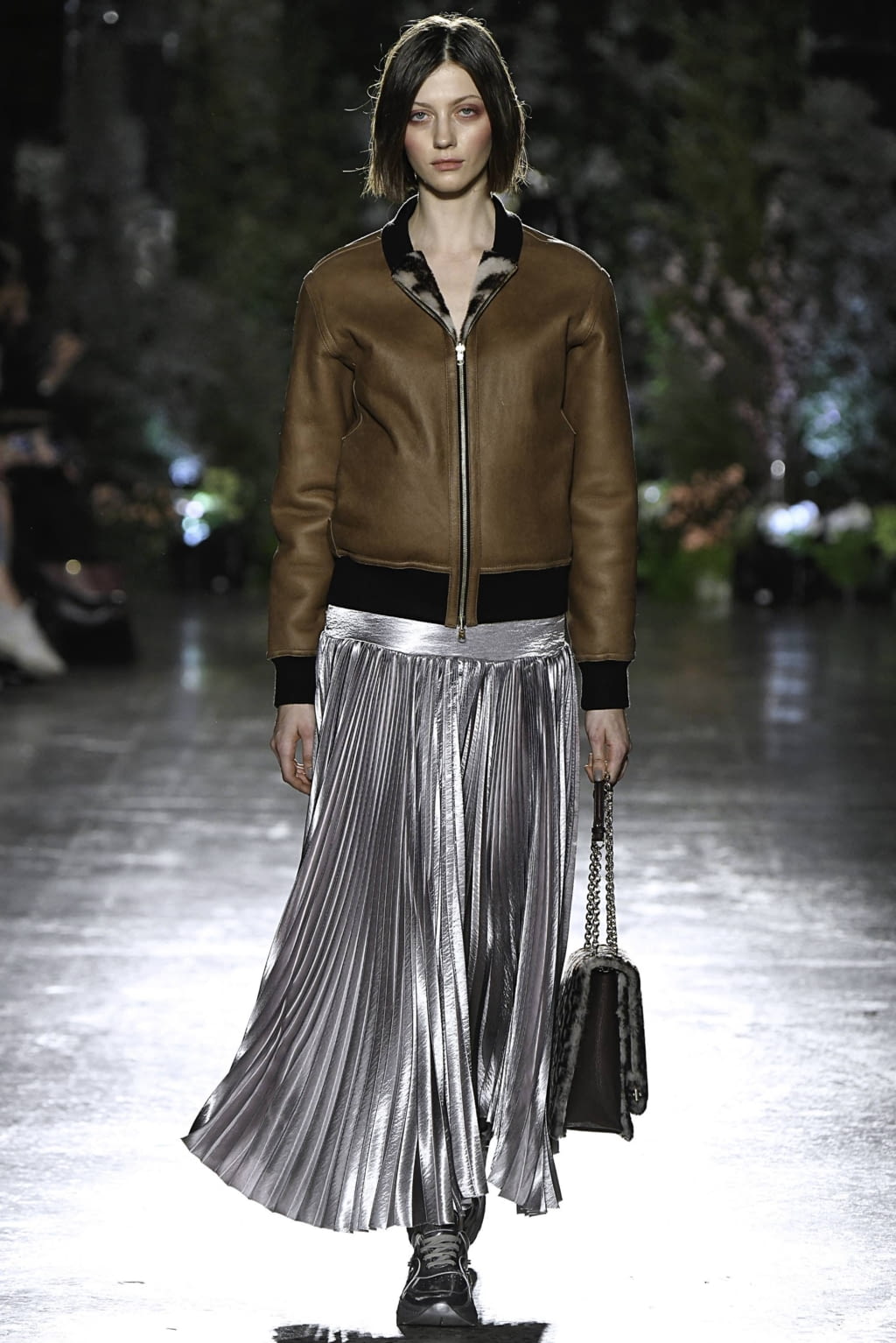 Fashion Week Milan Fall/Winter 2019 look 17 from the Aigner collection 女装