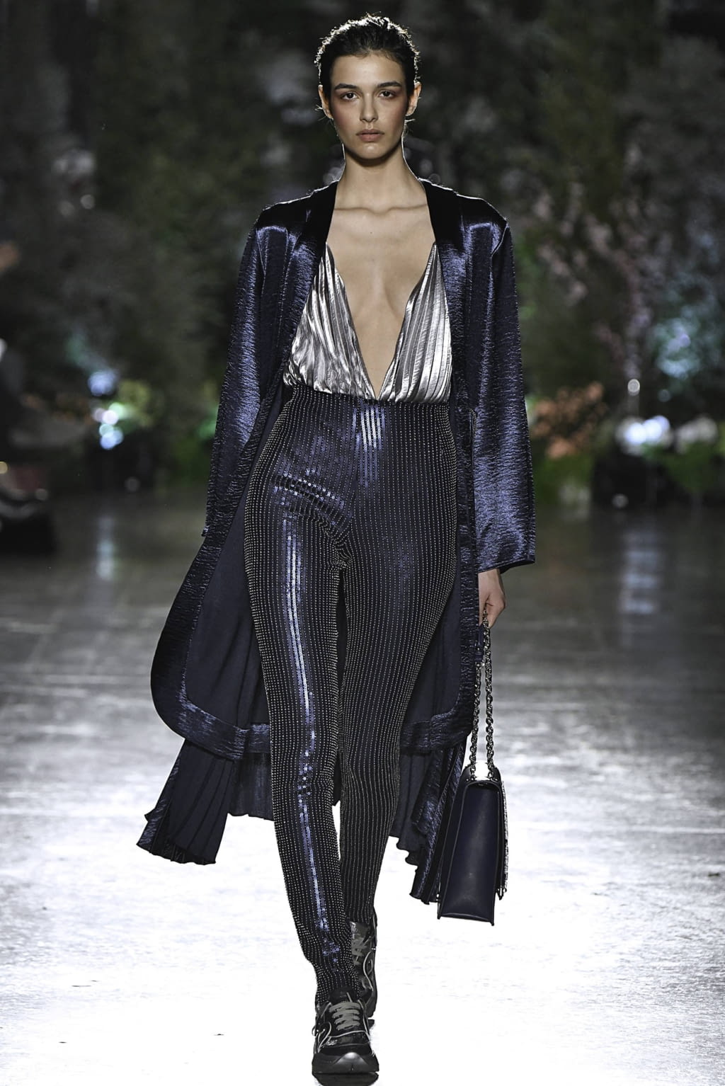 Fashion Week Milan Fall/Winter 2019 look 25 from the Aigner collection womenswear