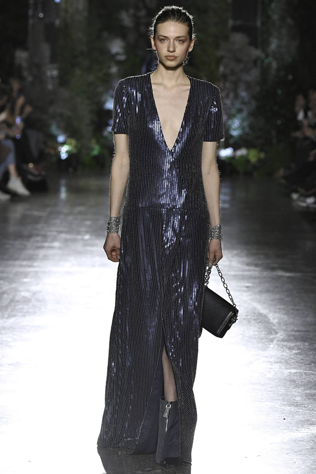 Fashion Week Milan Fall/Winter 2019 look 38 from the Aigner collection womenswear