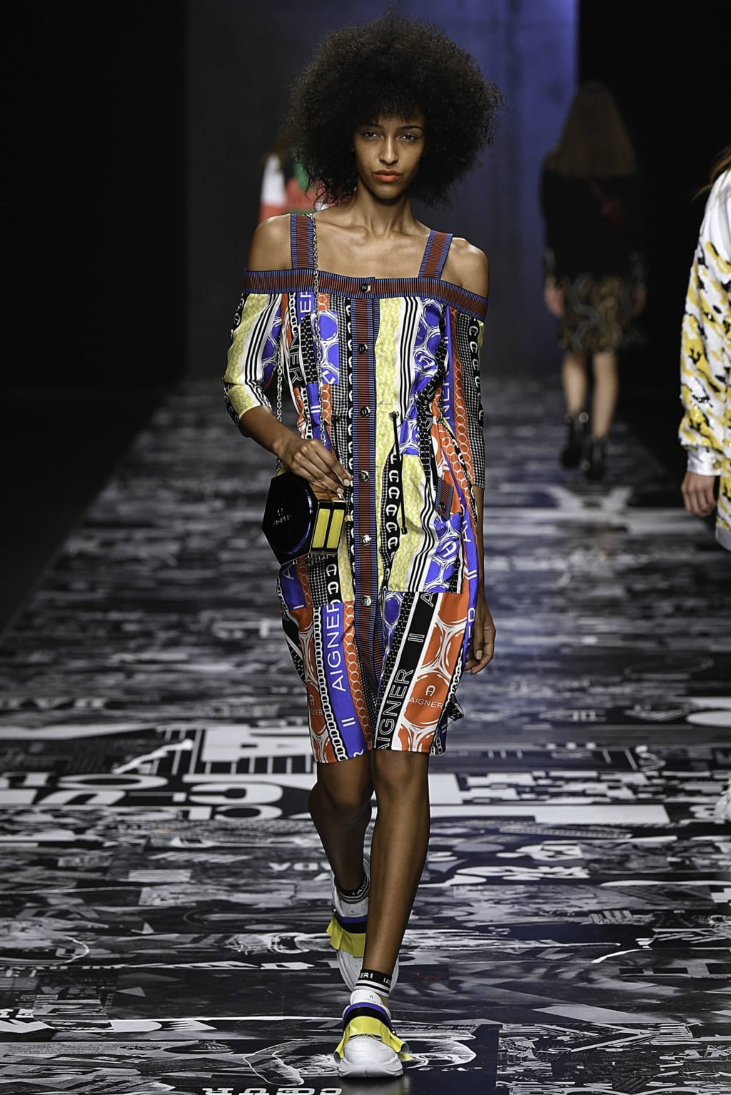 Fashion Week Milan Spring/Summer 2019 look 11 from the Aigner collection womenswear