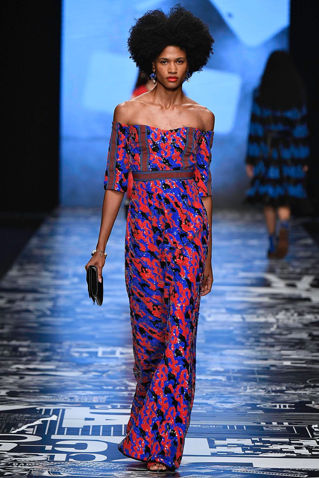Fashion Week Milan Spring/Summer 2019 look 33 from the Aigner collection 女装