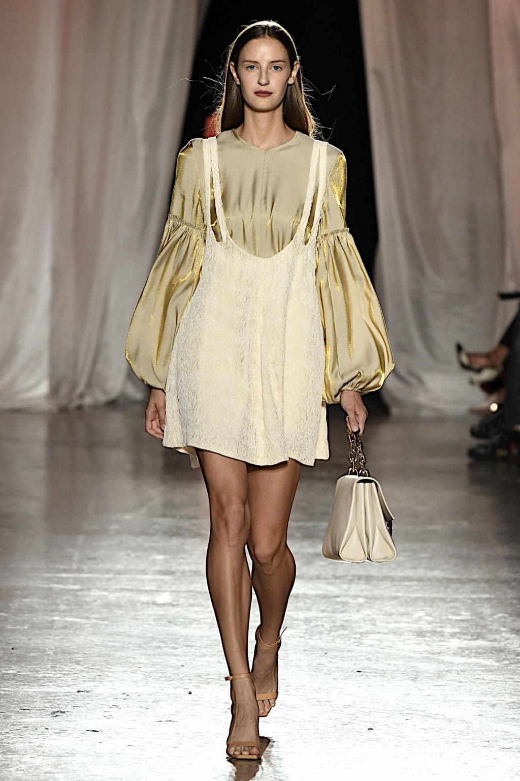 Fashion Week Milan Spring/Summer 2020 look 15 de la collection Aigner womenswear