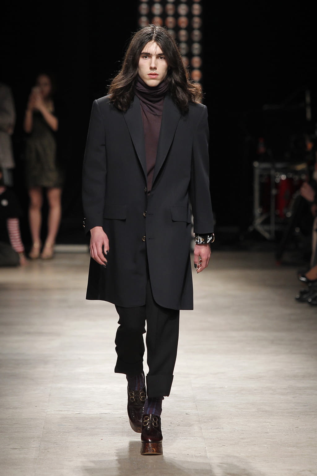 Fashion Week Paris Fall/Winter 2016 look 34 from the Andreas Kronthaler for Vivienne Westwood collection womenswear