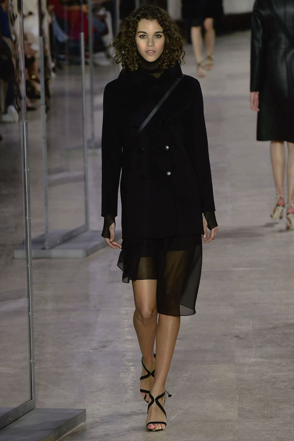 Fashion Week Paris Fall/Winter 2017 look 31 from the Akris collection 女装