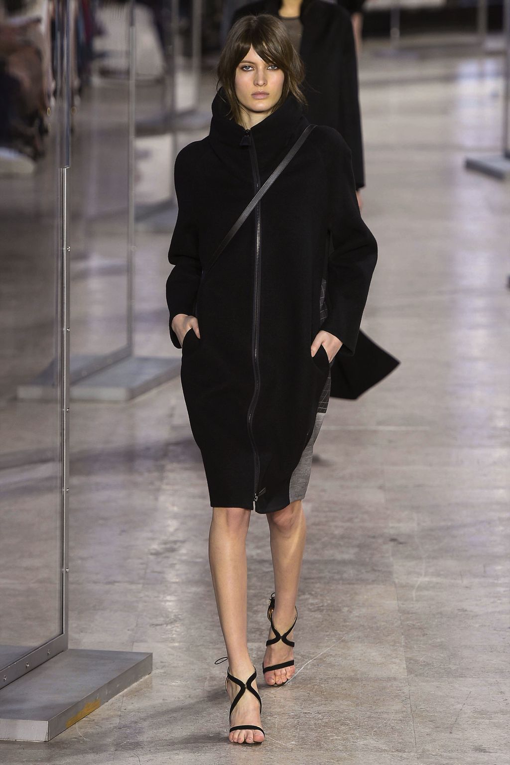 Fashion Week Paris Fall/Winter 2017 look 39 from the Akris collection 女装